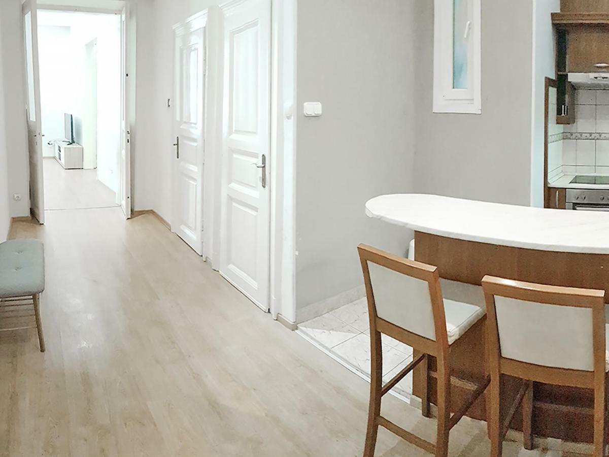 Akacfa 36 Budapest 91 Mt 3 Bedroom District 7 Extérieur photo